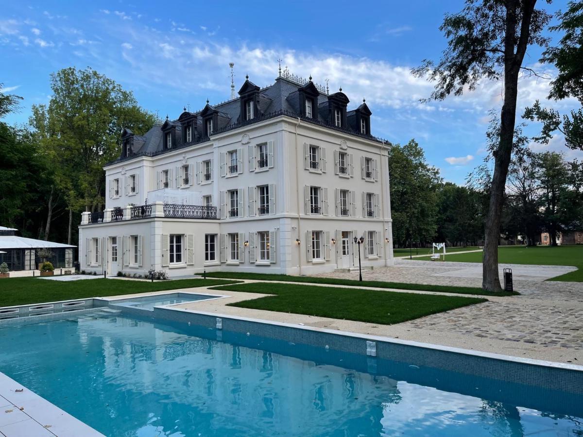 Chateau Des Hauts De Provins Hotel Champcenest Buitenkant foto